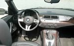 BMW Z4 - настоящий дорожный хищник — родстер BMW Z4.