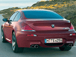 BMW M6-гоночный автомобиль во фраке.